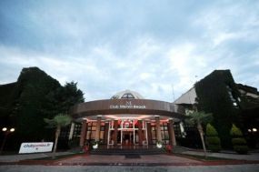 Mersin Beach Club Otel Kuşadası