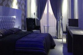 Onis Hotel