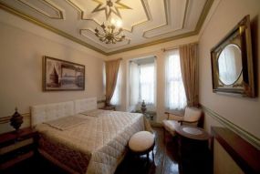 Palation House