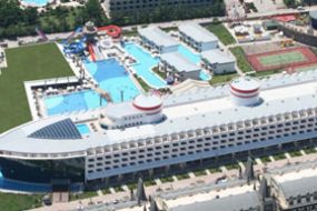 Queen Elizabeth Elite Suite Hotel