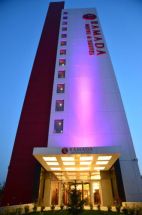 Ramada Otel & Suites İstanbul - Ataköy