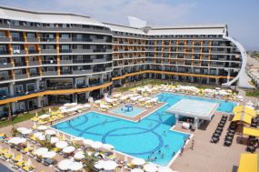 Zen The Inn Resort & Spa Hotel