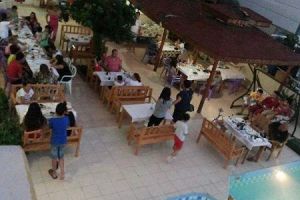 Tolya Apart Hotel