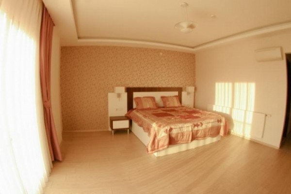 Tralles Park Hotel