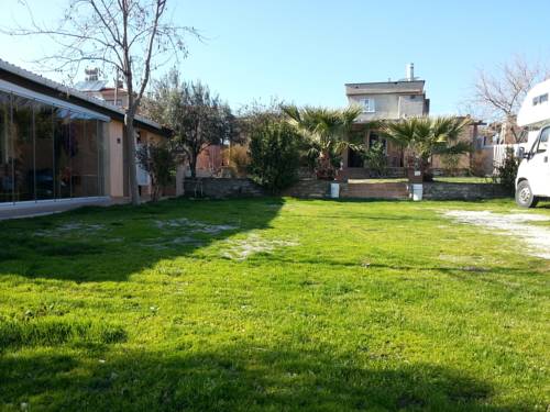 Troia Pension & Camping