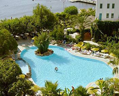 Tropical Hotel