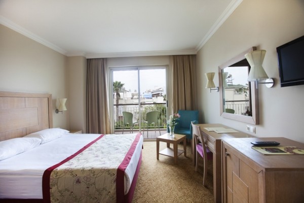 Vera Mare Resort