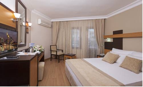 Xperia Kandelor Hotel