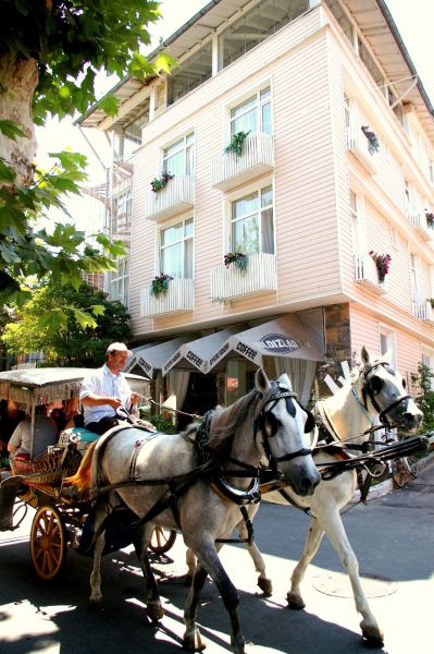 Yıldızlar Hotel Büyükada