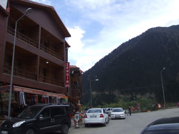 Zengin Motel