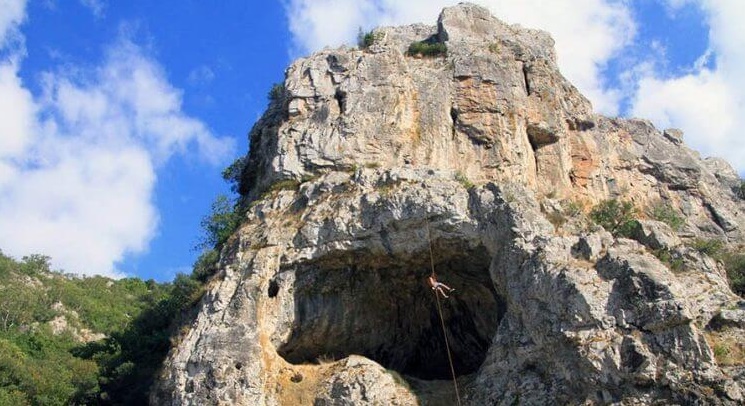 Fahrisin Tepesi Cunda Adası
