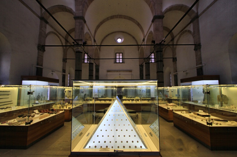 Giresun Müzesi (Gogora kilisesi)